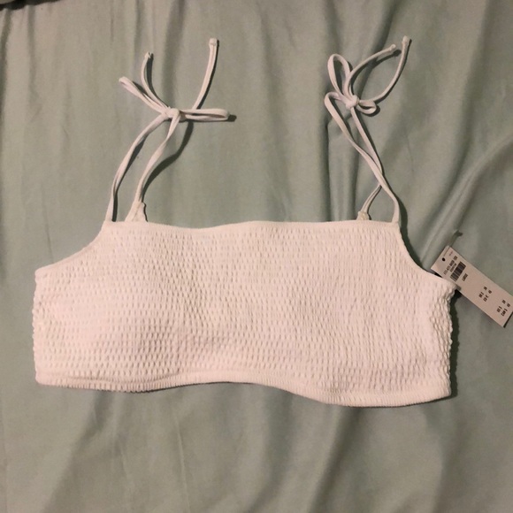 NWT! Abercrombie & Fitch White Smocked Bikini Top - Picture 2 of 6